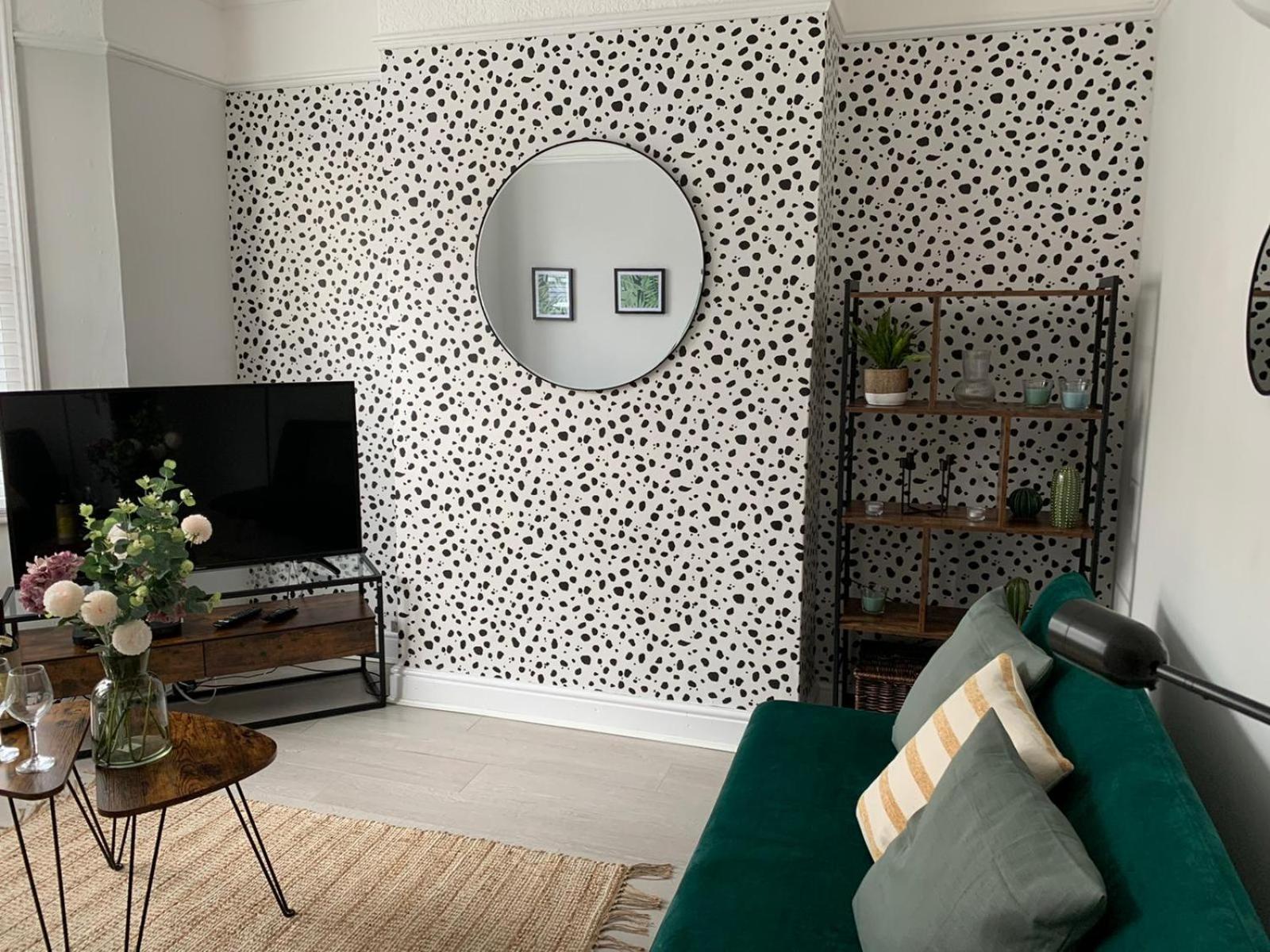 House Of Cosy Dots Villa Northampton Szoba fotó